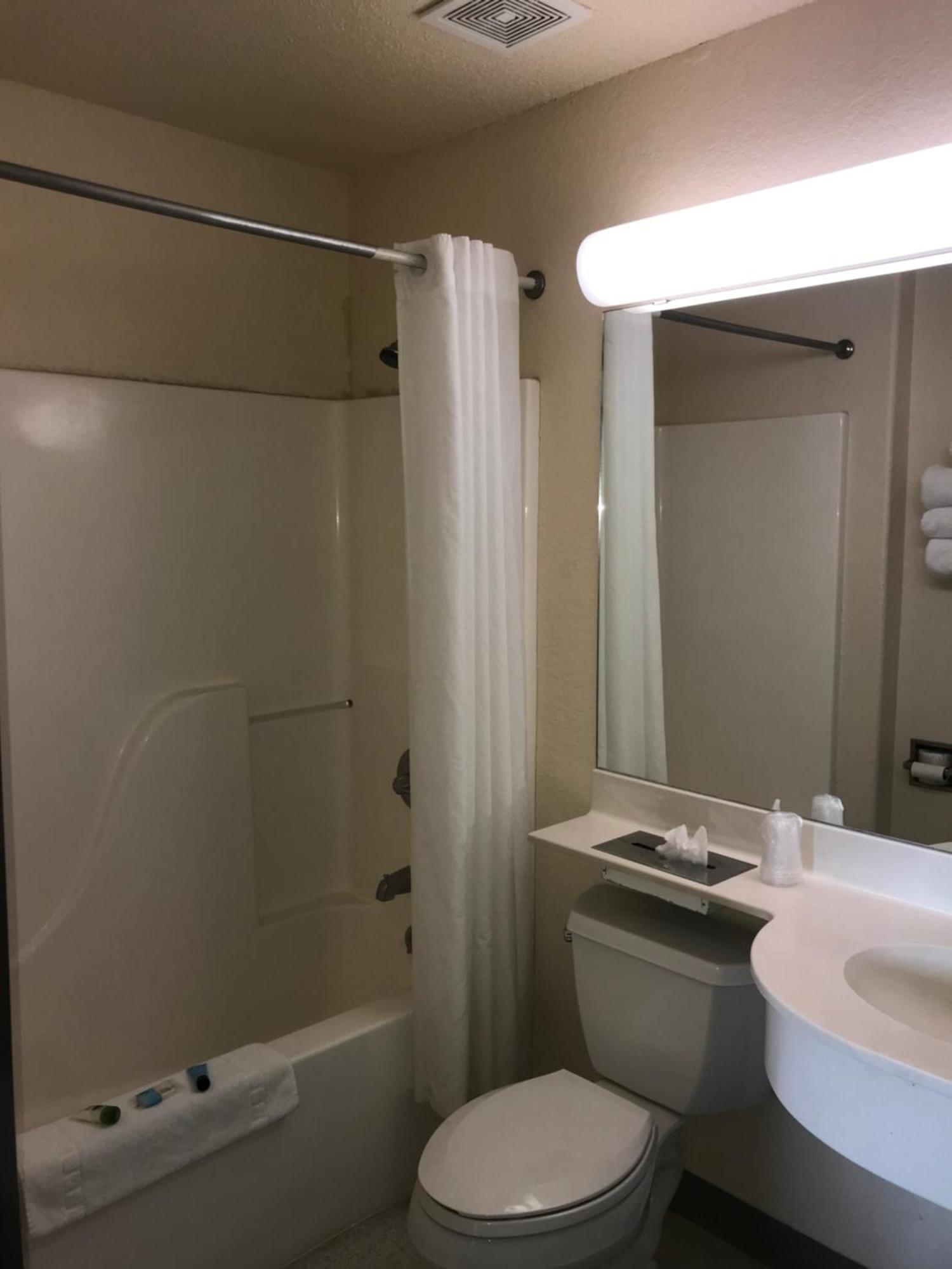 Chadron Inn & Suites Экстерьер фото