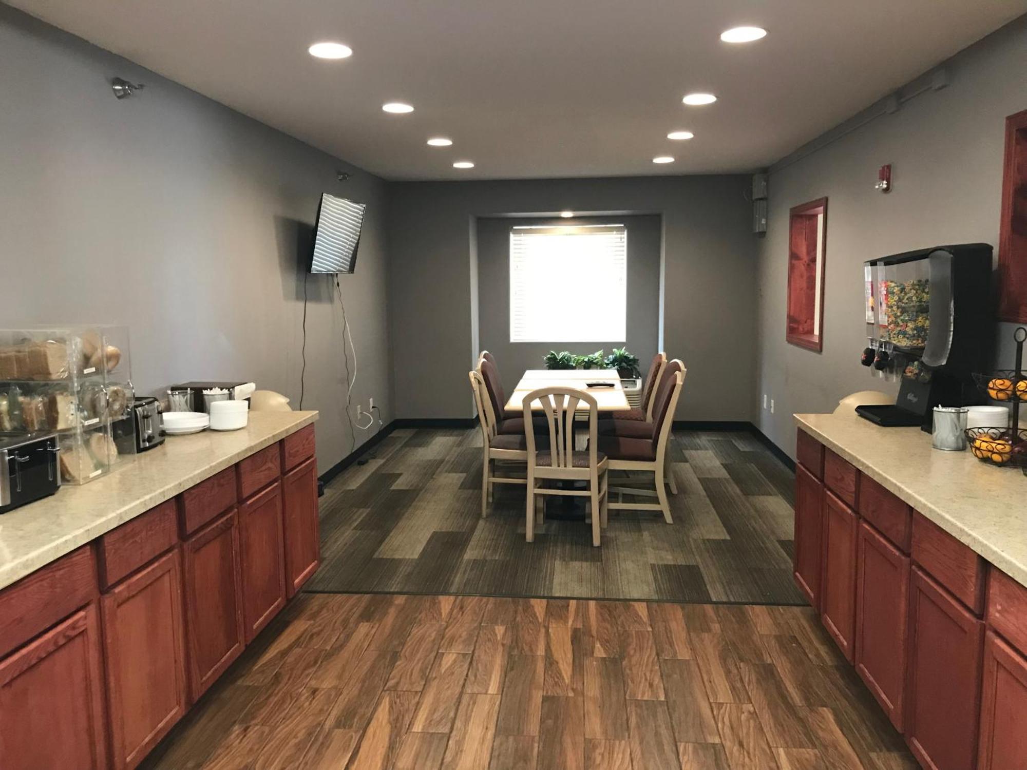 Chadron Inn & Suites Экстерьер фото