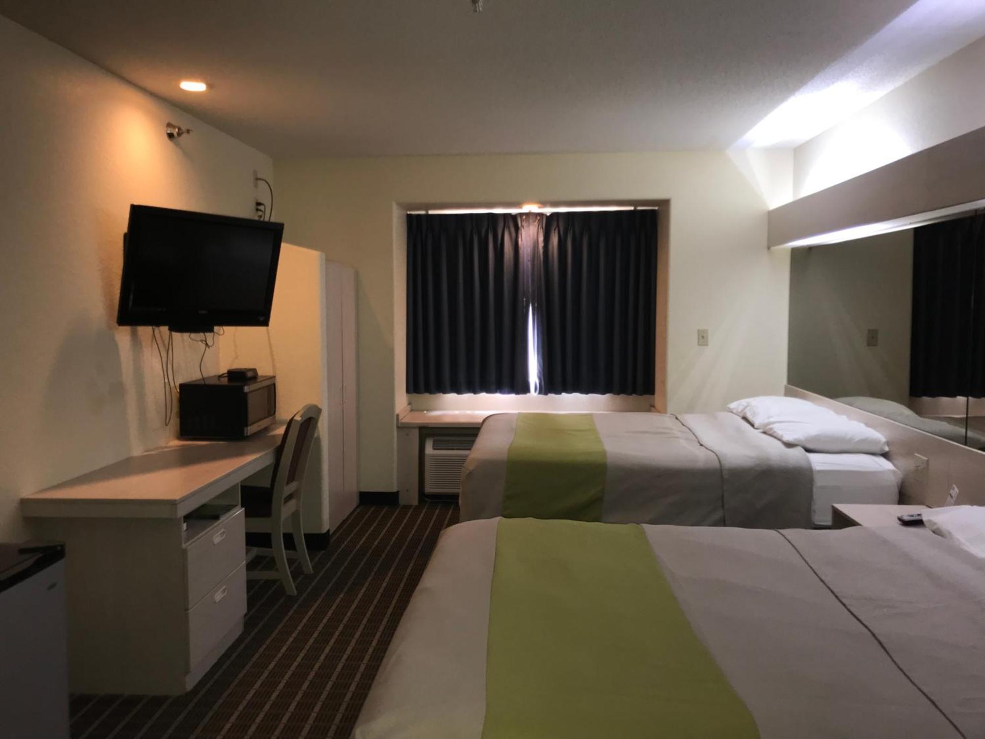 Chadron Inn & Suites Экстерьер фото